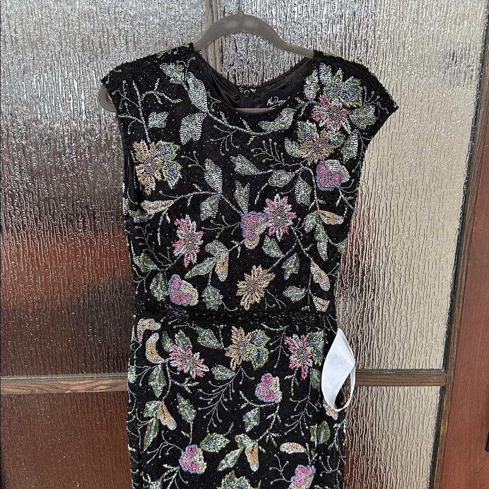 Mac Duggal Floral Beaded Cap Sleeve Evening Gown 5229 Black Multi Size 10 NWT - Picture 5 of 15